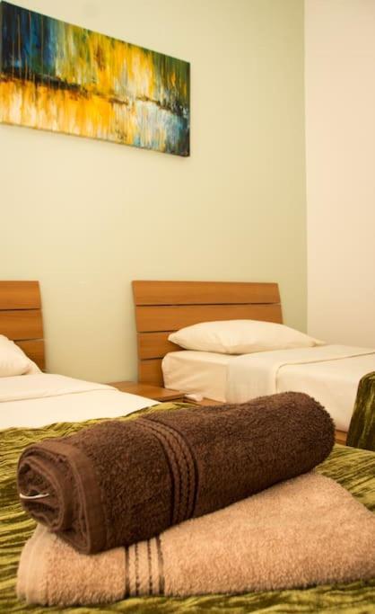 Sunny 2 Bedroom, 2 Bathrooms, Seaside Apt. Sliema Luaran gambar