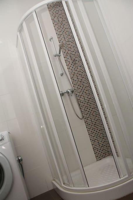 Sunny 2 Bedroom, 2 Bathrooms, Seaside Apt. Sliema Luaran gambar